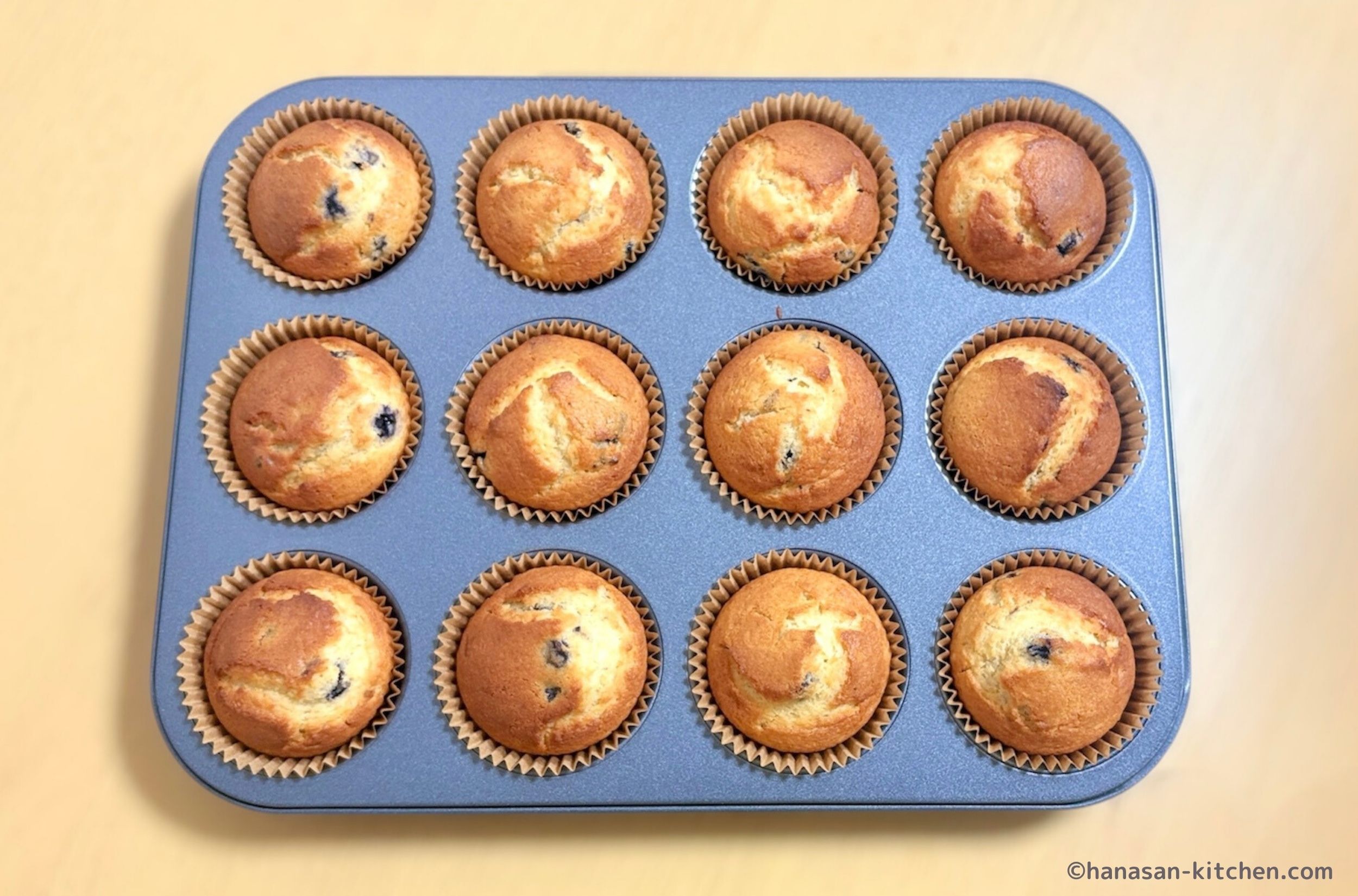 焼き上がったマフィン
