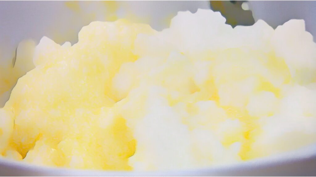 泡立てたメレンゲ