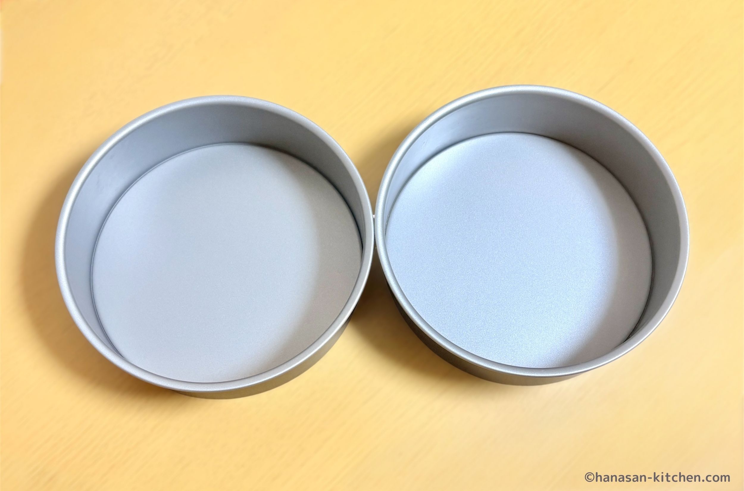 18cmのケーキ型2つ
