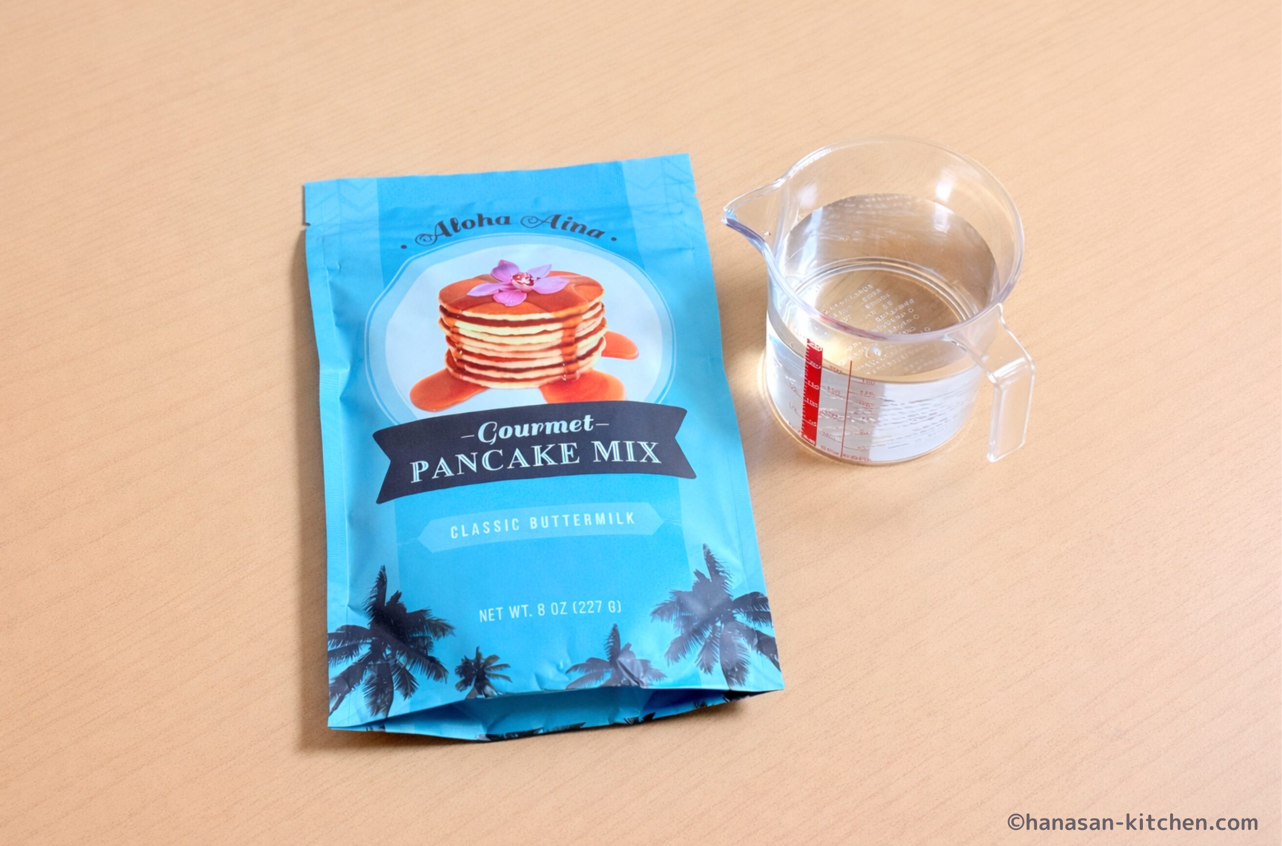 Aloha Ainaパンケーキと水