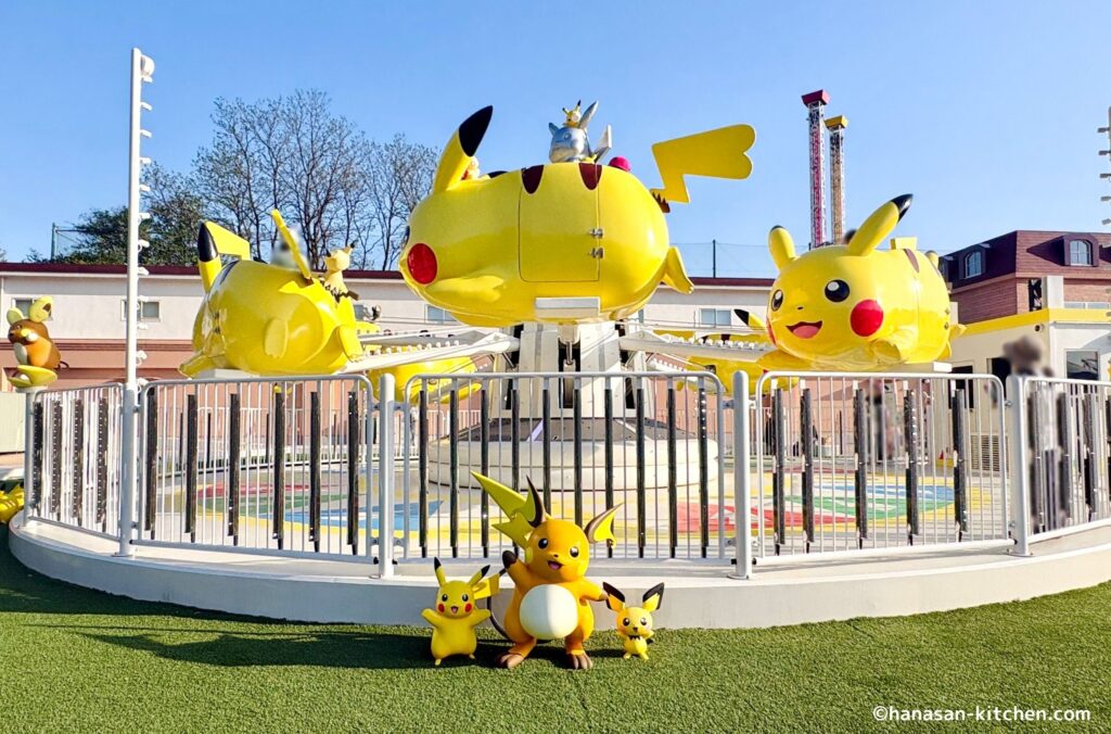 ピカピカパラダイスとライチュウ・ピカチュウ・ピィ