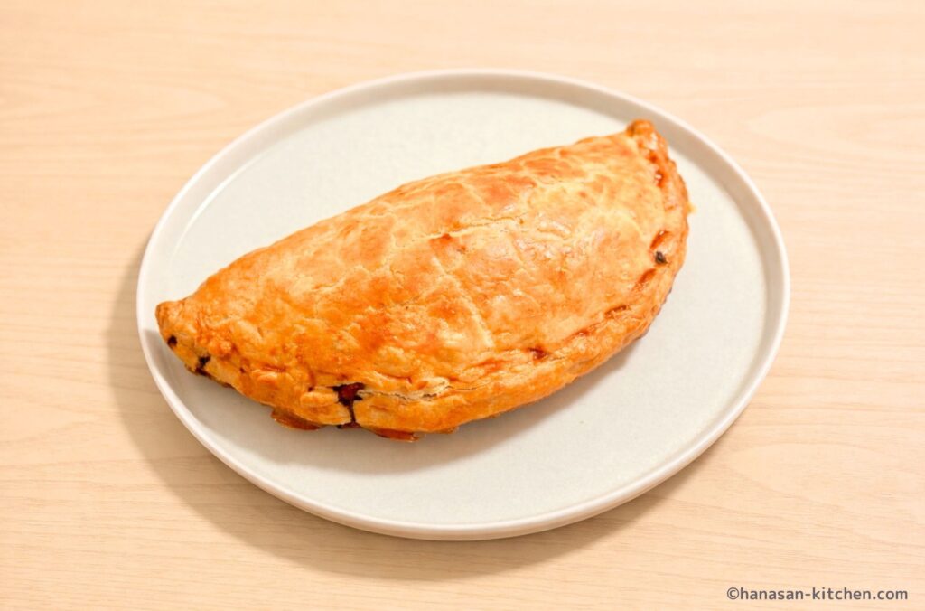 焼き上がったコーニッシュパスティ