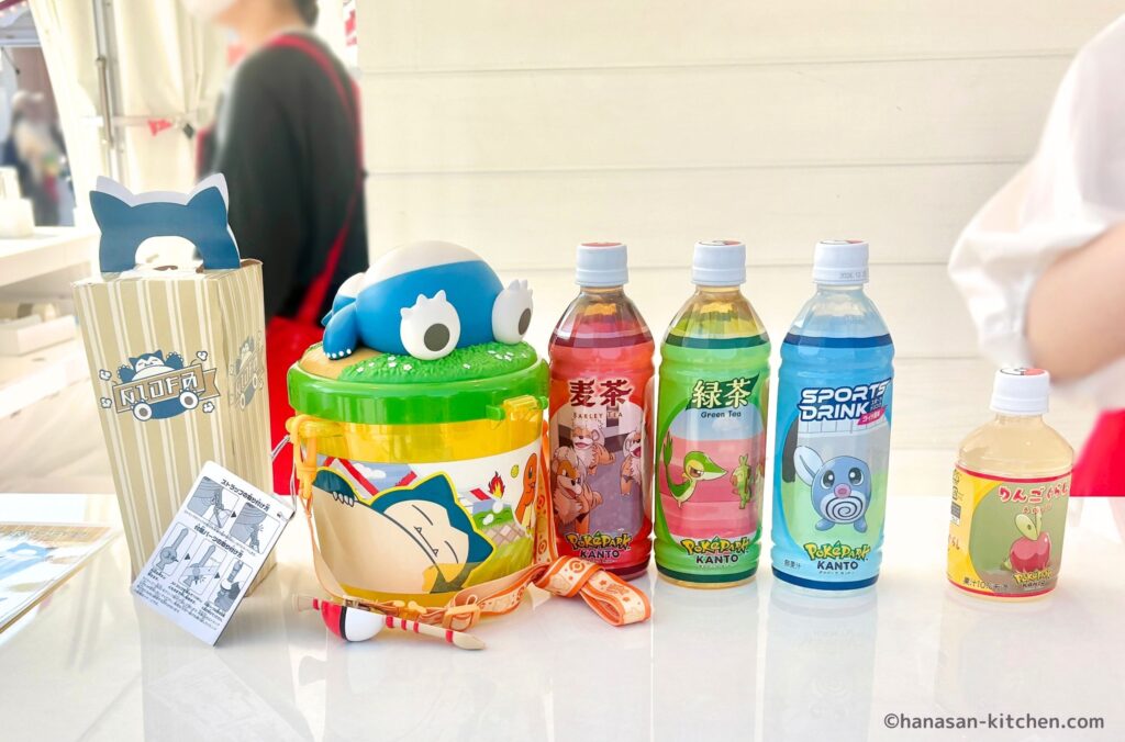 ポップコーンバケットやペットボトル